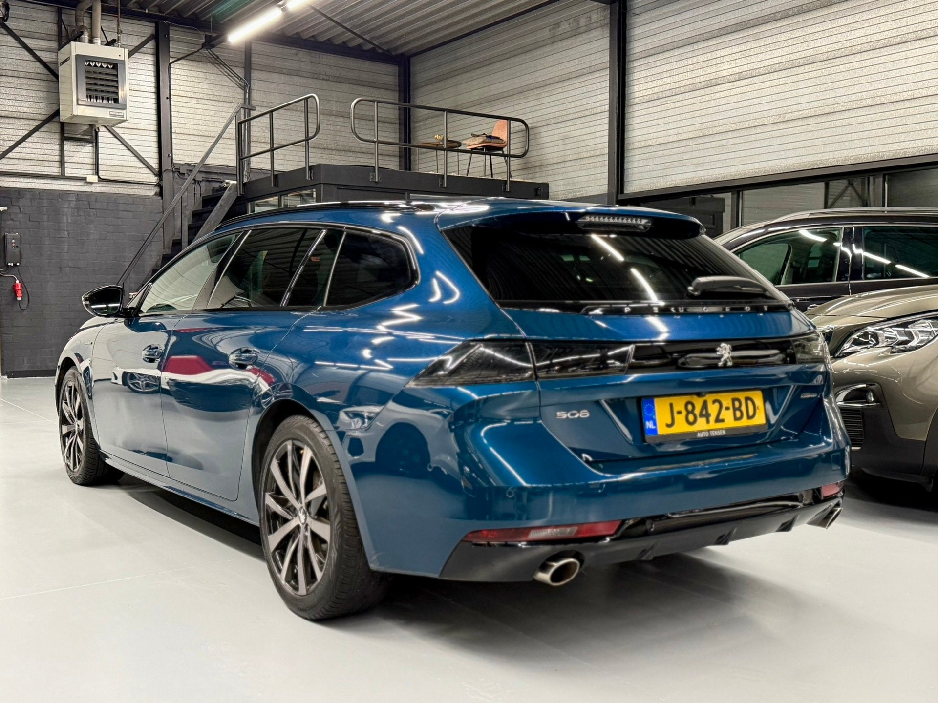Peugeot 508 SW 1.6 PureTech Blue Lease GT Line Avantage, Auto's, Gebruikt, Euro 6, 4 cilinders, 181 pk