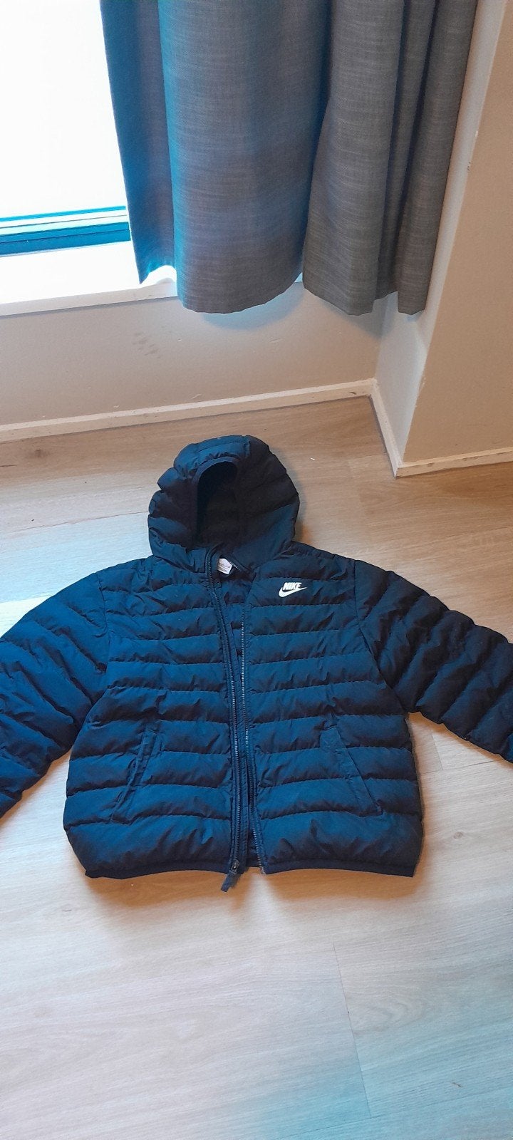 zwarte nike jas maat 158-170, Ophalen, Zwart, Nike, Overige maten