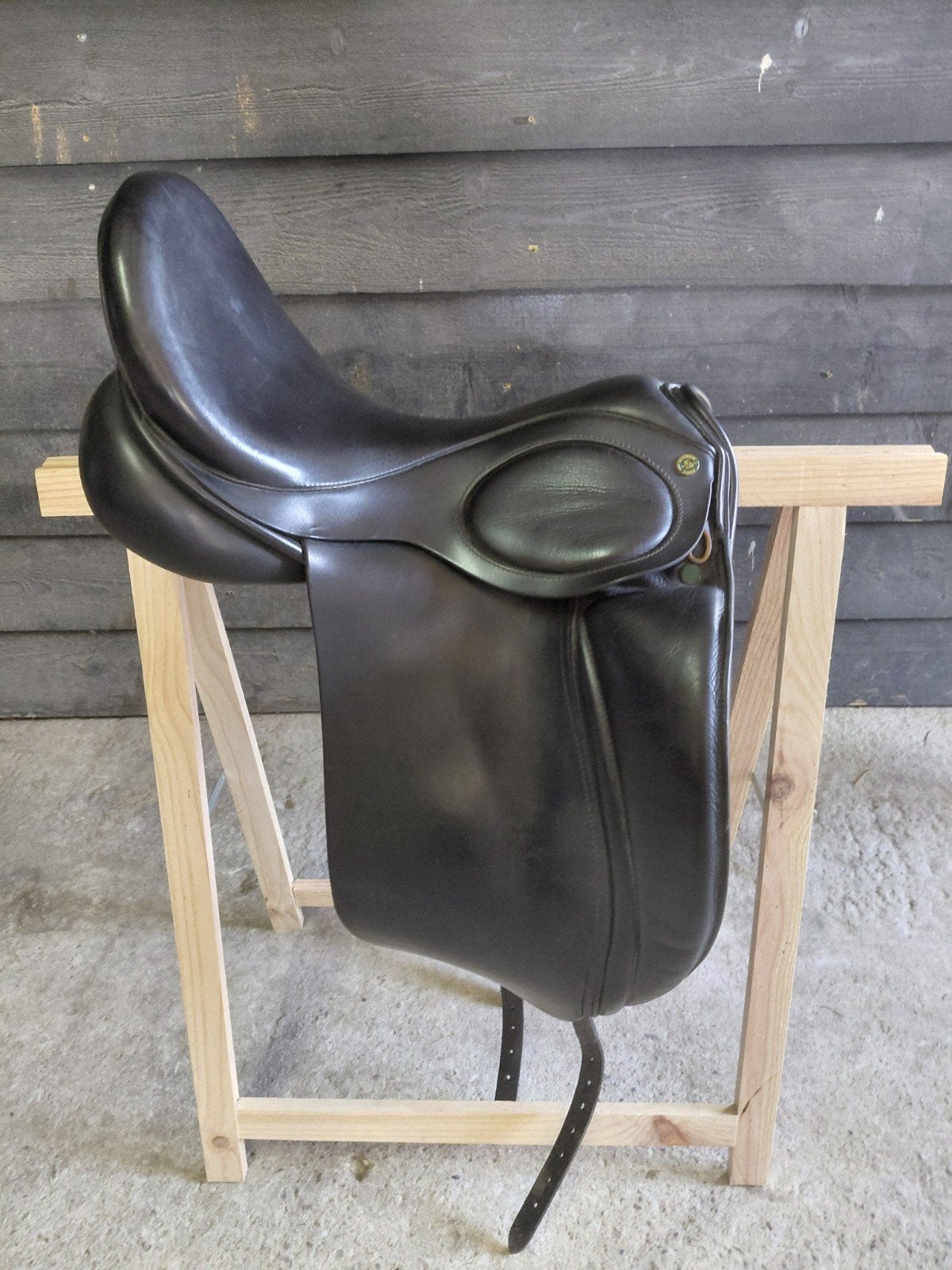 Hulsebos CC dressuurzadel 17,5 inch MW, Dieren en Toebehoren, Paarden en Pony's | Zadels, Ophalen