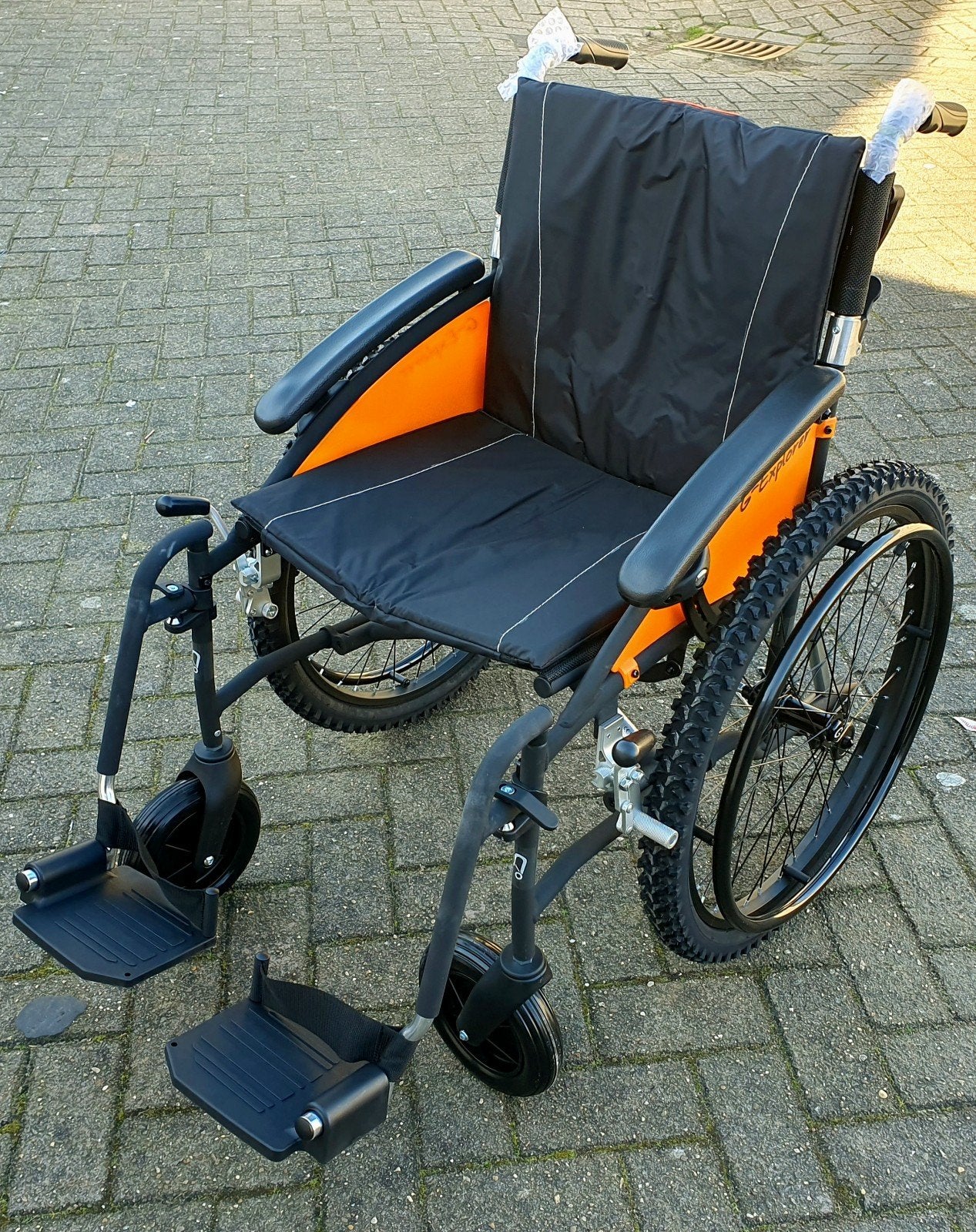 Lichtgewicht outdoor rolstoel Excel G-Explorer NIEUW, Diversen, Rolstoelen, Excel G-Explorer, Nieuw, Duwrolstoel, Inklapbaar