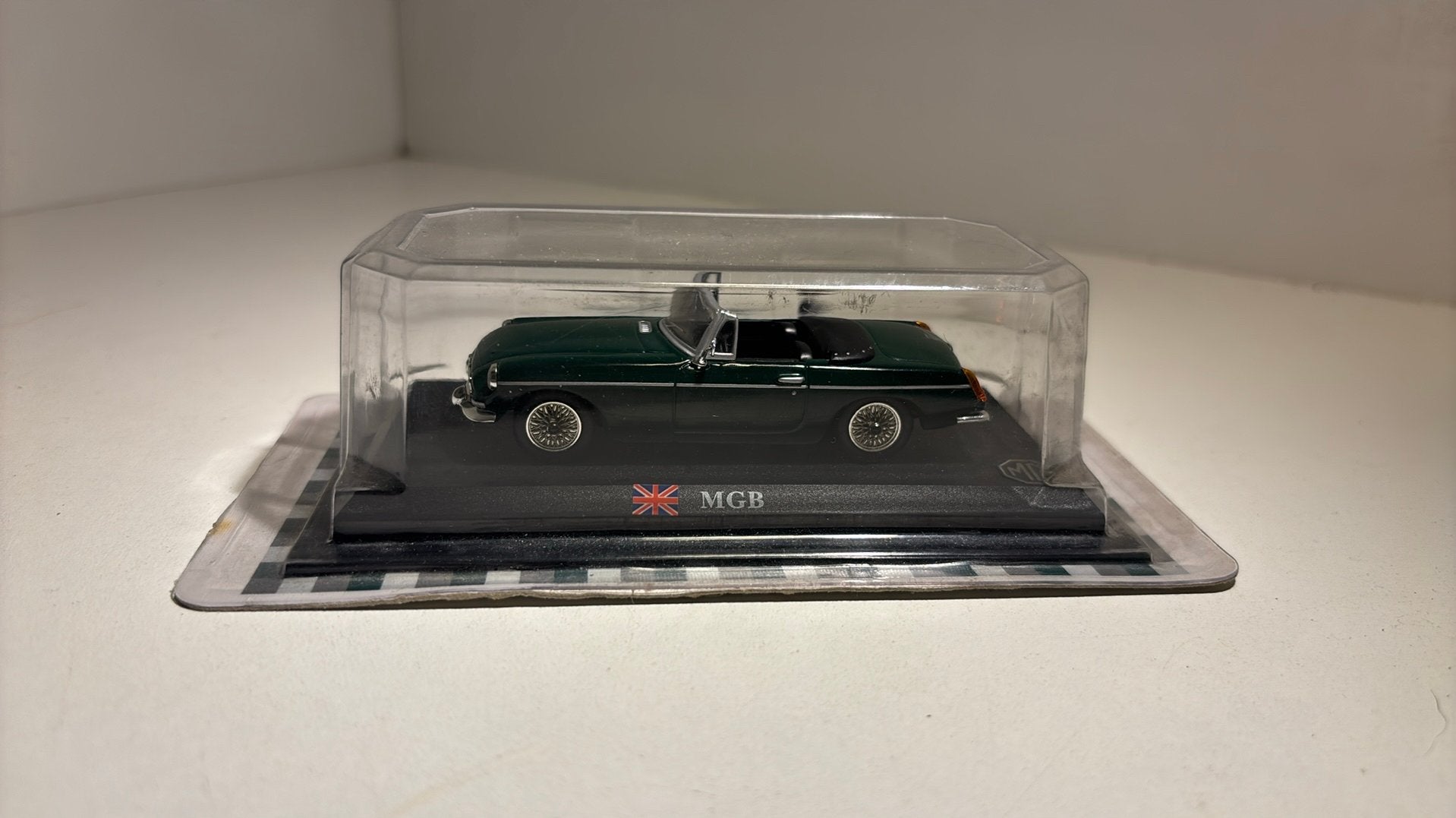 Mgb die cast 1.43, Overige merken, Auto, Ophalen of Verzenden, A
