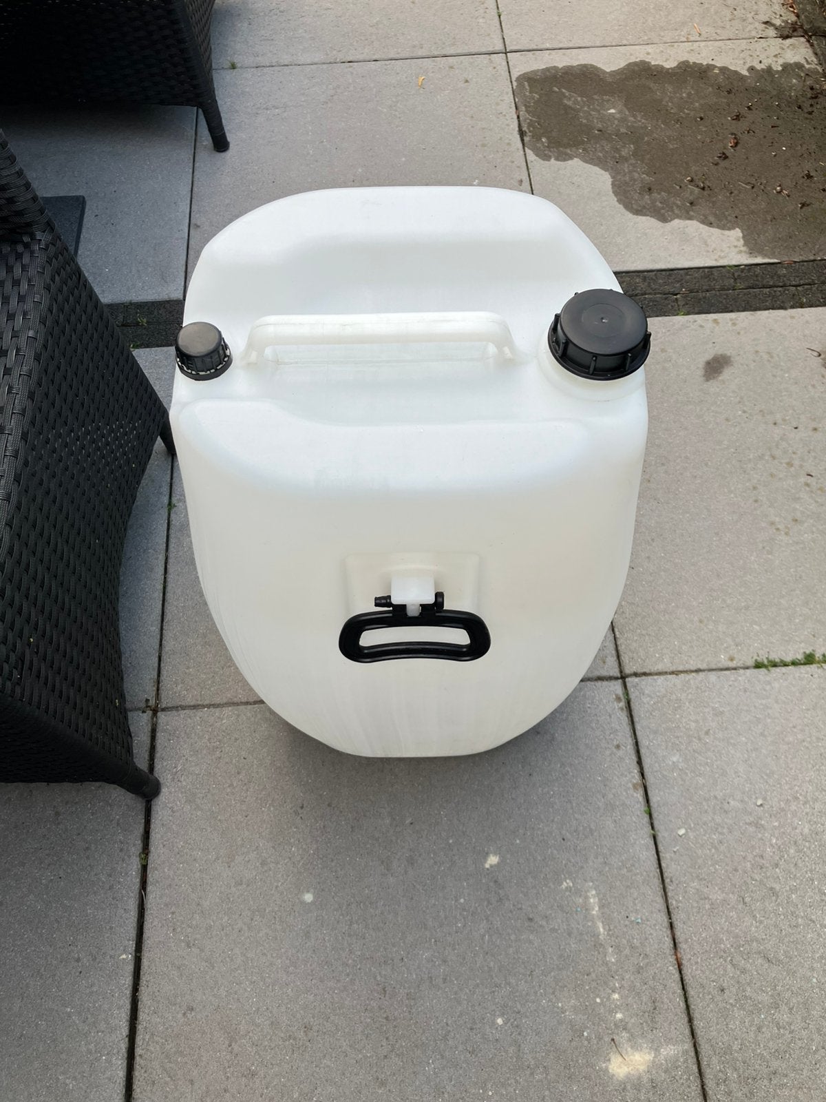 Te koop twee 60 liter regen tonnen / watervaten, Tuin en Terras, Regentonnen, Minder dan 75 liter, Ophalen
