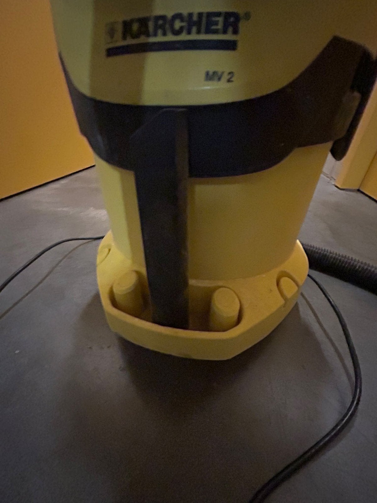 Kärcher MV2 Stofzuiger - Zo goed als nieuw, Kärcher, Ophalen of Verzenden, Zo goed als nieuw, Industriële stofzuiger