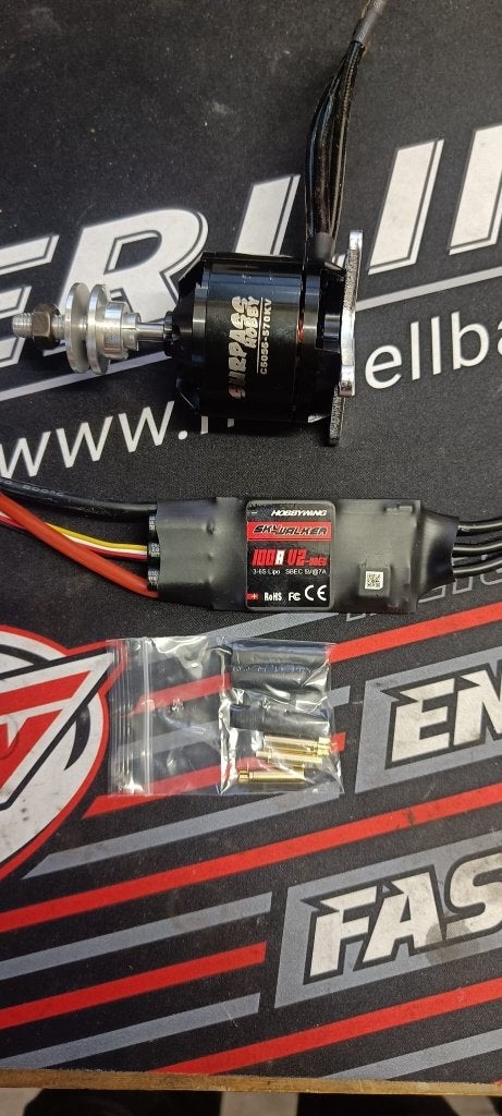 Surpass 5055 570KV met Hobbywing 100A regelaar, Ophalen of Verzenden, Gebruikt