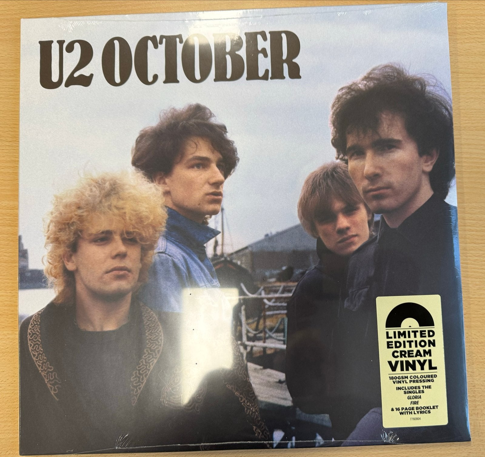 U2 - October LP - Europe 2019 - Cream, Cd's en Dvd's, LP, Verzenden, Colored vinyl, 12 inch