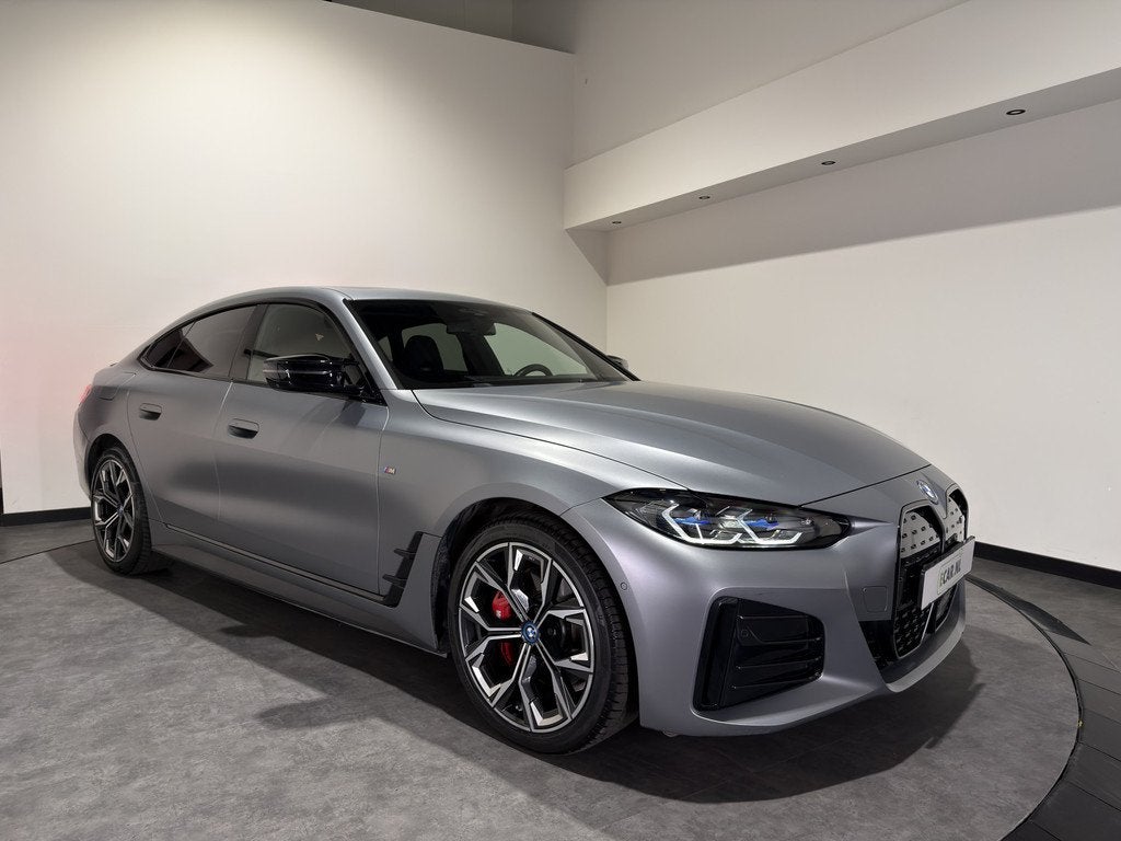 BMW i4 M50 84 kWh | M Sport Pro | SOH 97,6 % (bj 2023), Auto's, BMW, Met garantie (alle), Automatische klimaatregeling, 2190 kg