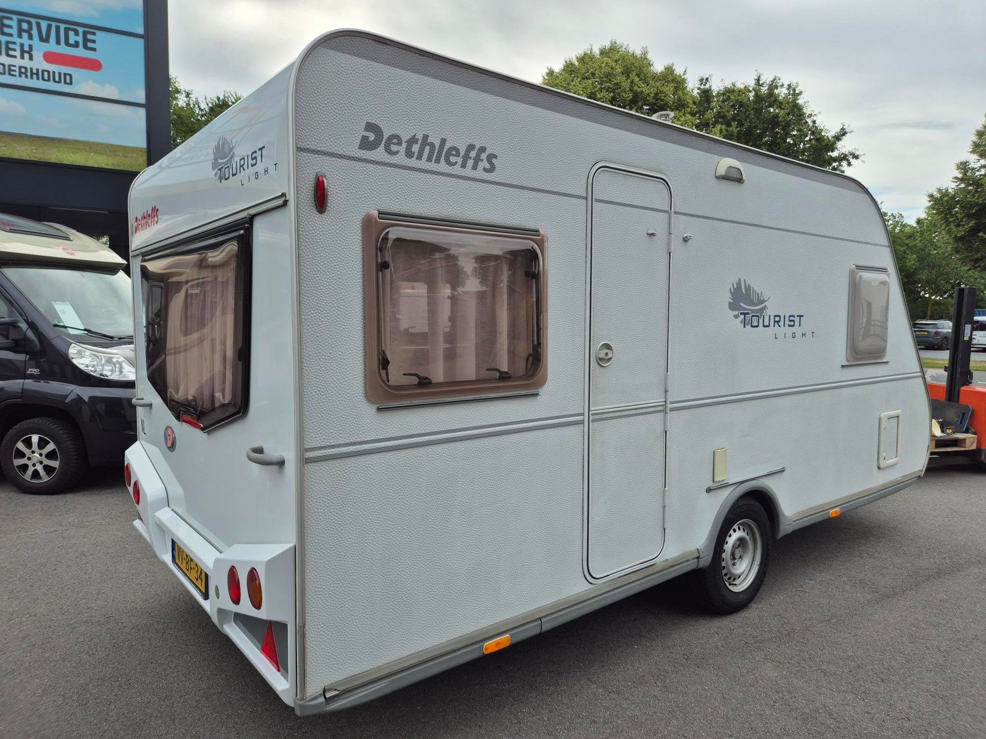 Dethleffs 450 Tourist Light bj. 2006 TOP staat ! met nette V, Caravans en Kamperen, Rondzit, Bedrijf, Ringverwarming, Tot en met 4