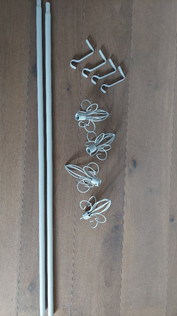 2 IKEA gordijnroedes met ophanghaken en eindknoppen, Ophalen, Gebruikt, Metaal, IKEA