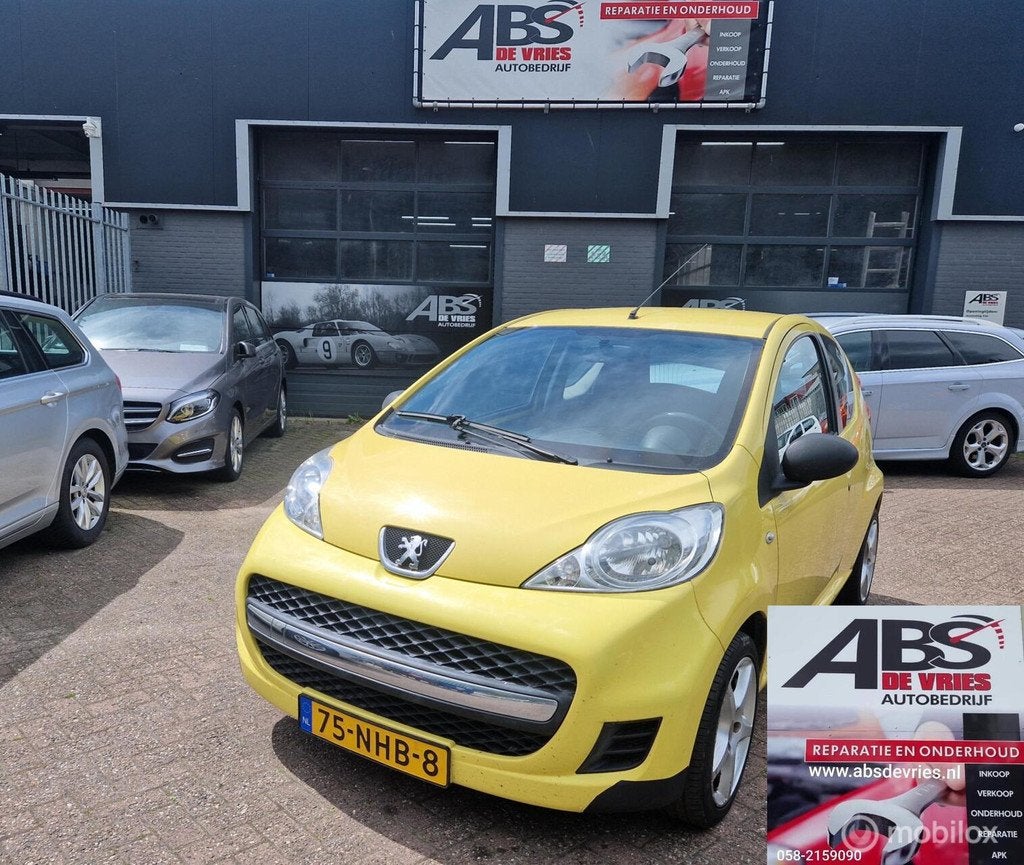 Peugeot 107 1.0-12V XS ST BEKR APK MEI 2027, Voorwielaandrijving, Gebruikt, 4 stoelen, 68 pk