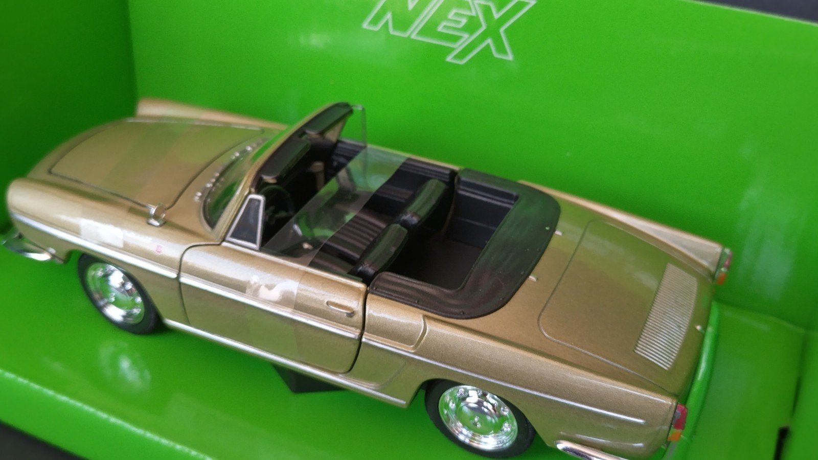 Renault Caravelle 1:24 Welly Nex Pol, Auto, Verzenden, ., Nieuw