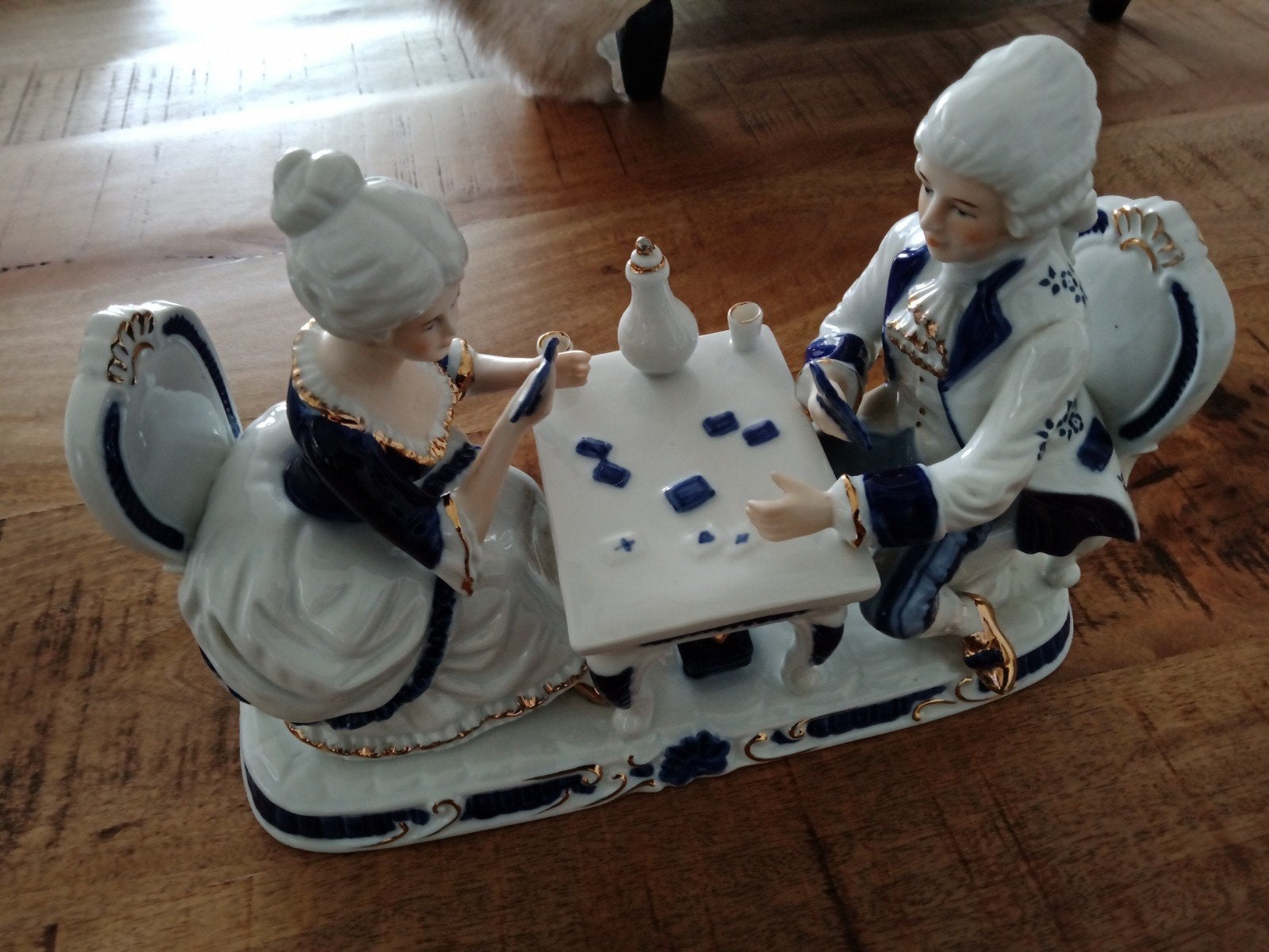 te koop porseleine beeldje, Ophalen of Verzenden