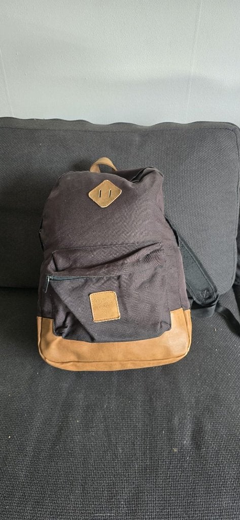 Rugzak 2 in zwart, Gebruikt, 25 tot 40 cm, Trekking, 30 tot 45 cm