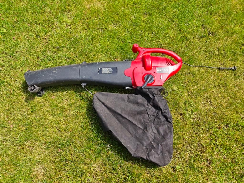 Gamma Bladblazer/Bladzuiger GB-2400-E - 2400W, Tuin en Terras, Bladblazers, Gebruikt, Handgedragen, Elektrisch, Met opvangzak