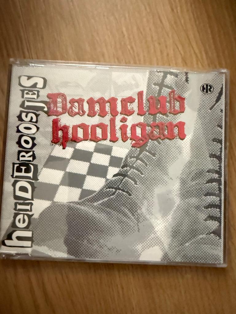 Cd heideroosjes damclub hooligan, Ophalen of Verzenden, Zo goed als nieuw, Poprock