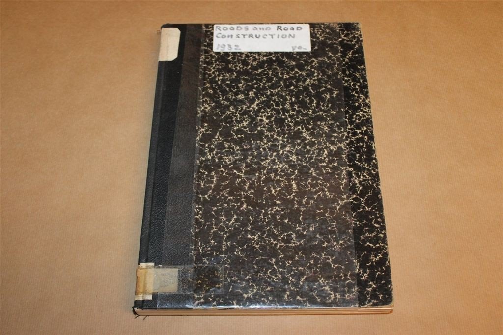 Roads and Road Construction 1932 — Wegenbouw Techniek, Boeken, Ophalen of Verzenden, Gelezen, Bouwkunde