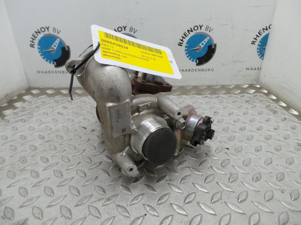 FORD FIESTA TURBO 2015, Ophalen of Verzenden, Gebruikt, Stiba lid