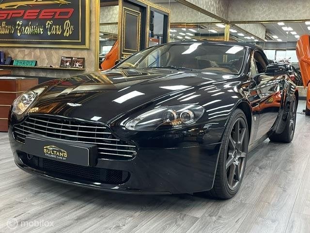 Aston Martin V8 VANTAGE ROAD, Auto's, Automaat, Achterwielaandrijving, Gebruikt, Zwart
