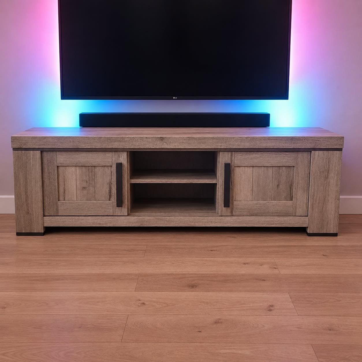 Mooi HACO TV-meubel (B173xD54xH55cm), Ophalen, 150 tot 200 cm, Modern landelijk, Zo goed als nieuw
