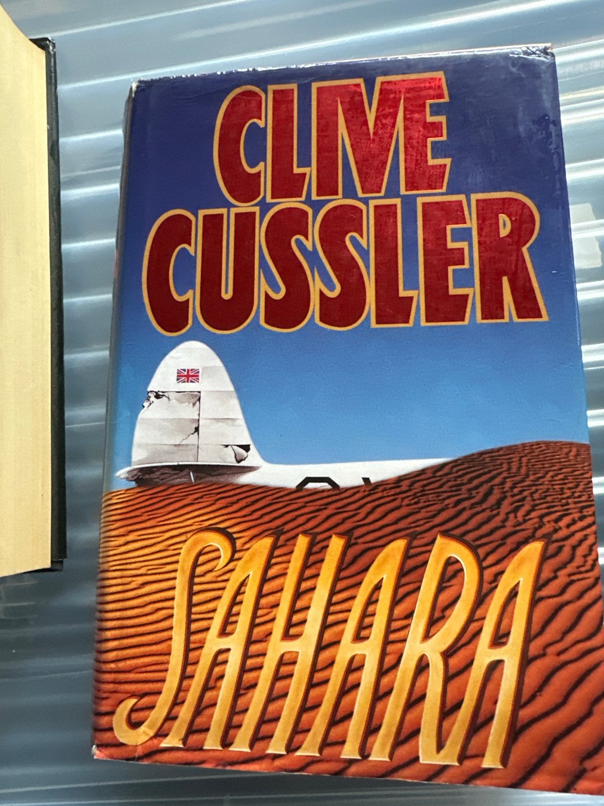 Clive Cussler - Sahara (Hardcover), Ophalen of Verzenden, Gelezen