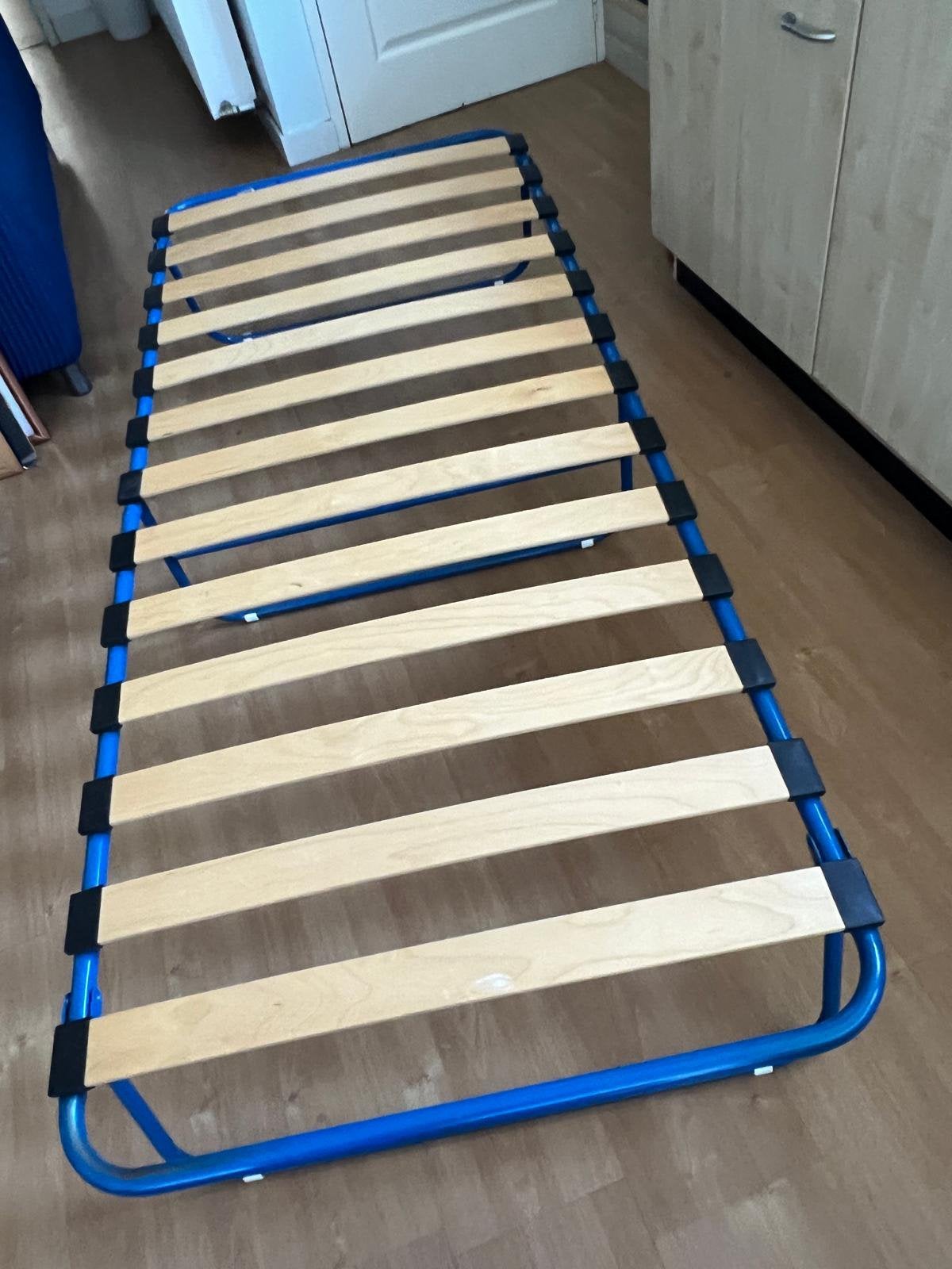 Logeerbed en matras, Ophalen, Eenpersoons, Blauw, 190 cm of minder