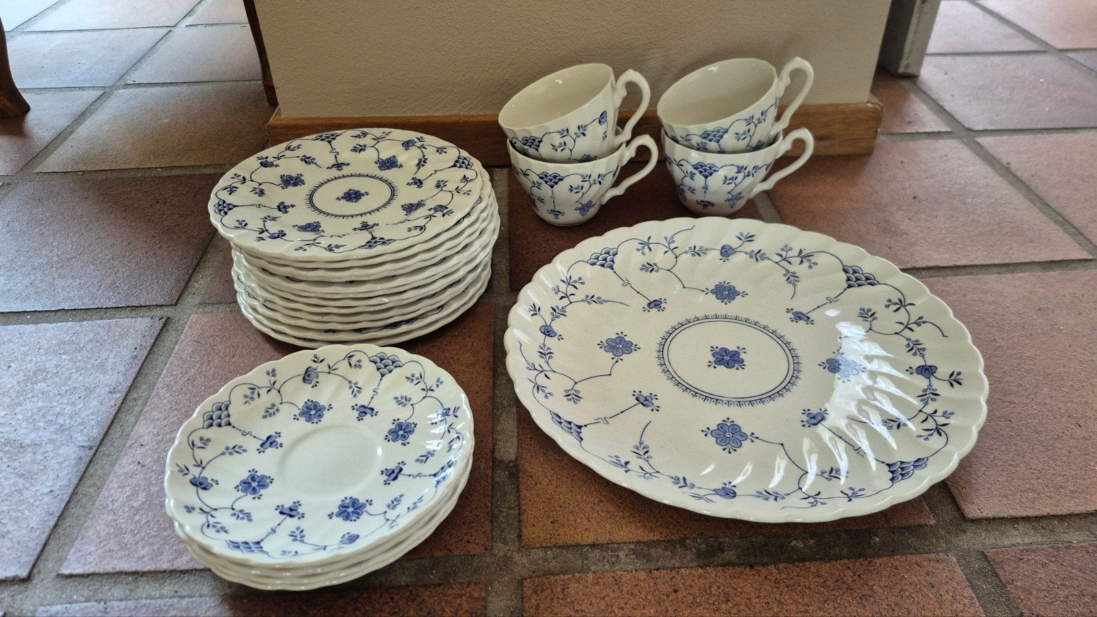 Myott Finlandia servies, Ophalen