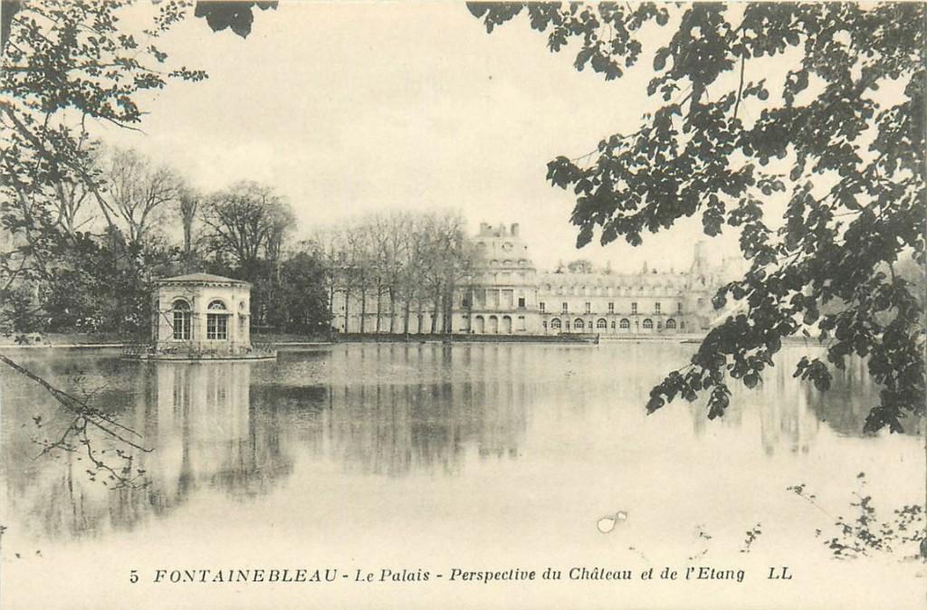 701-495-023 Fontainebleau Palais, Verzenden, Voor 1920, Frankrijk