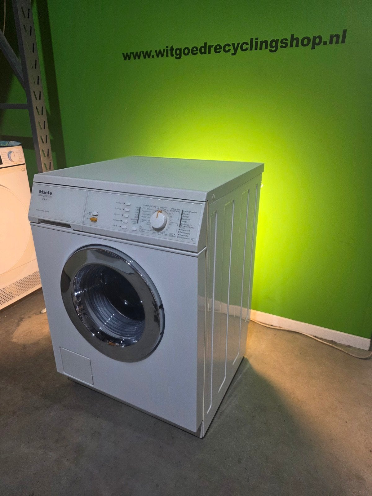 Miele Novotronic 2000 W 9145  1450 rpm 5/6 kg, 1200 tot 1600 toeren, Info@miele.com, 4 tot 6 kg, Ophalen of Verzenden