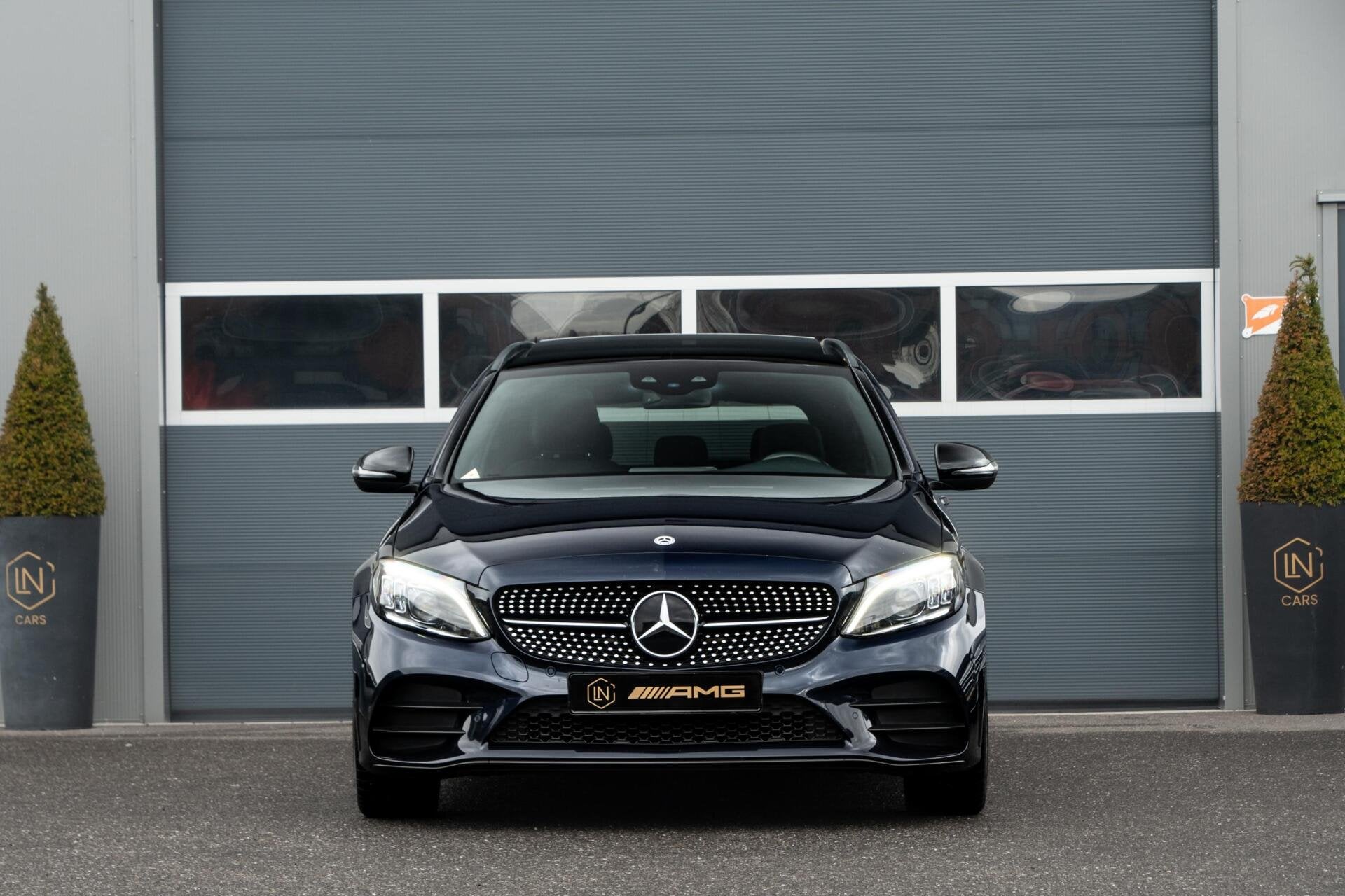 Mercedes C-klasse Estate 180 AMG|Camera|DAB|Sfeerverlichting, Auto's, Automaat, Met garantie (alle), Blauw, C-Klasse