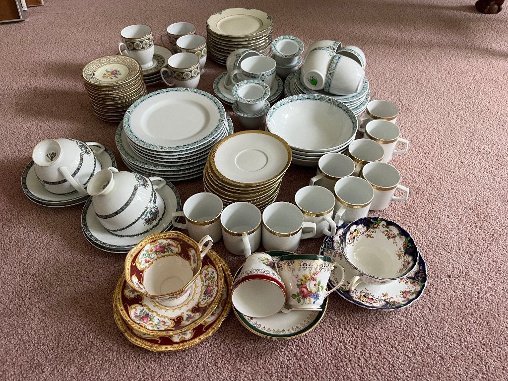 Diverse vintage porseleine serviezen, Huis en Inrichting, Ophalen, Gebruikt, Overige merken, Bord(en)