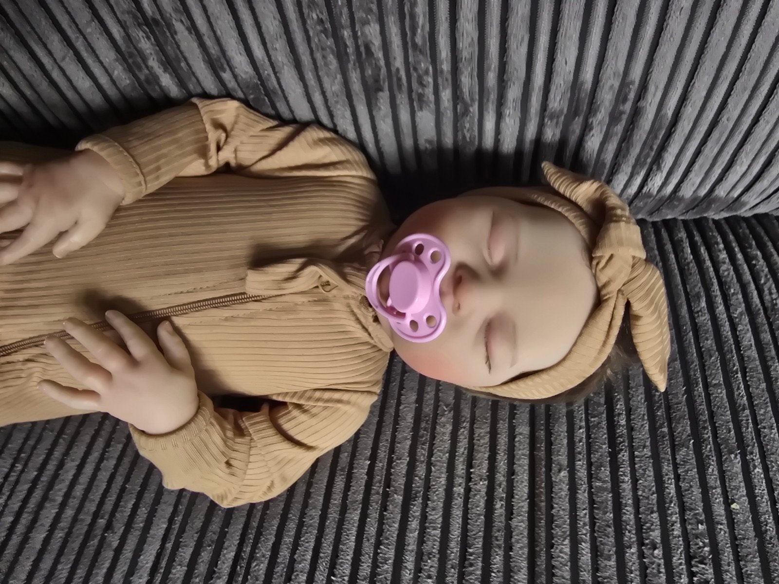 Realistische Reborn Babypop met Speen en Kleding, Ophalen of Verzenden, Zo goed als nieuw, Babypop