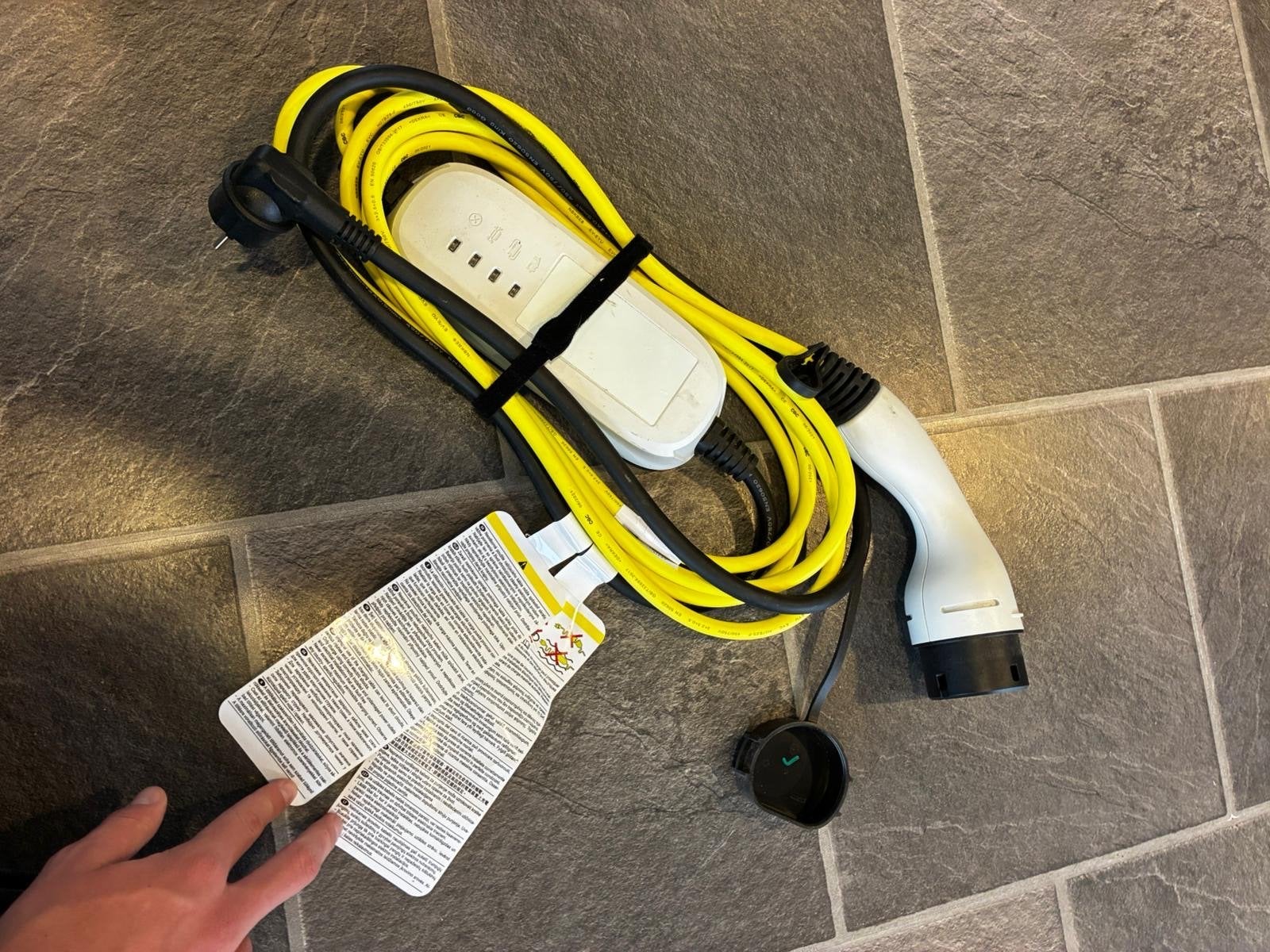 Originele Volkswagen Laadkabel 230V voor Hybride/EV, Ophalen of Verzenden, Nieuw, Laadpaal en Laadkabel