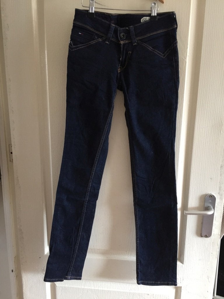Hilfiger spijkerbroek Victoria Straight 25/32  (1B17), Tweedehands verkoop, Tweedehands verkoop, Blauw, Ophalen of Verzenden