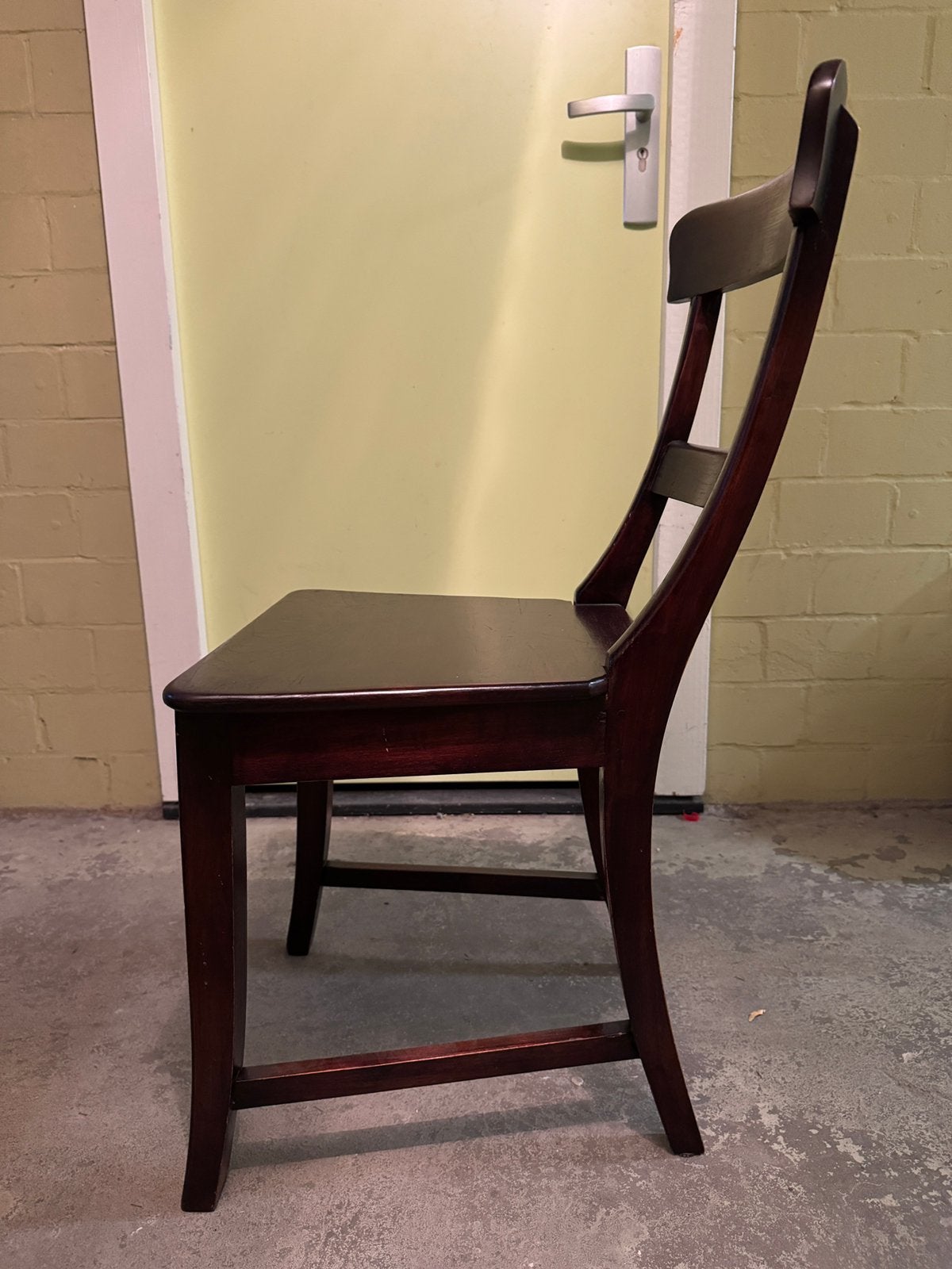 Set of 6 Wooden Dining Chairs – Dark Wood – Good Condition, Ophalen