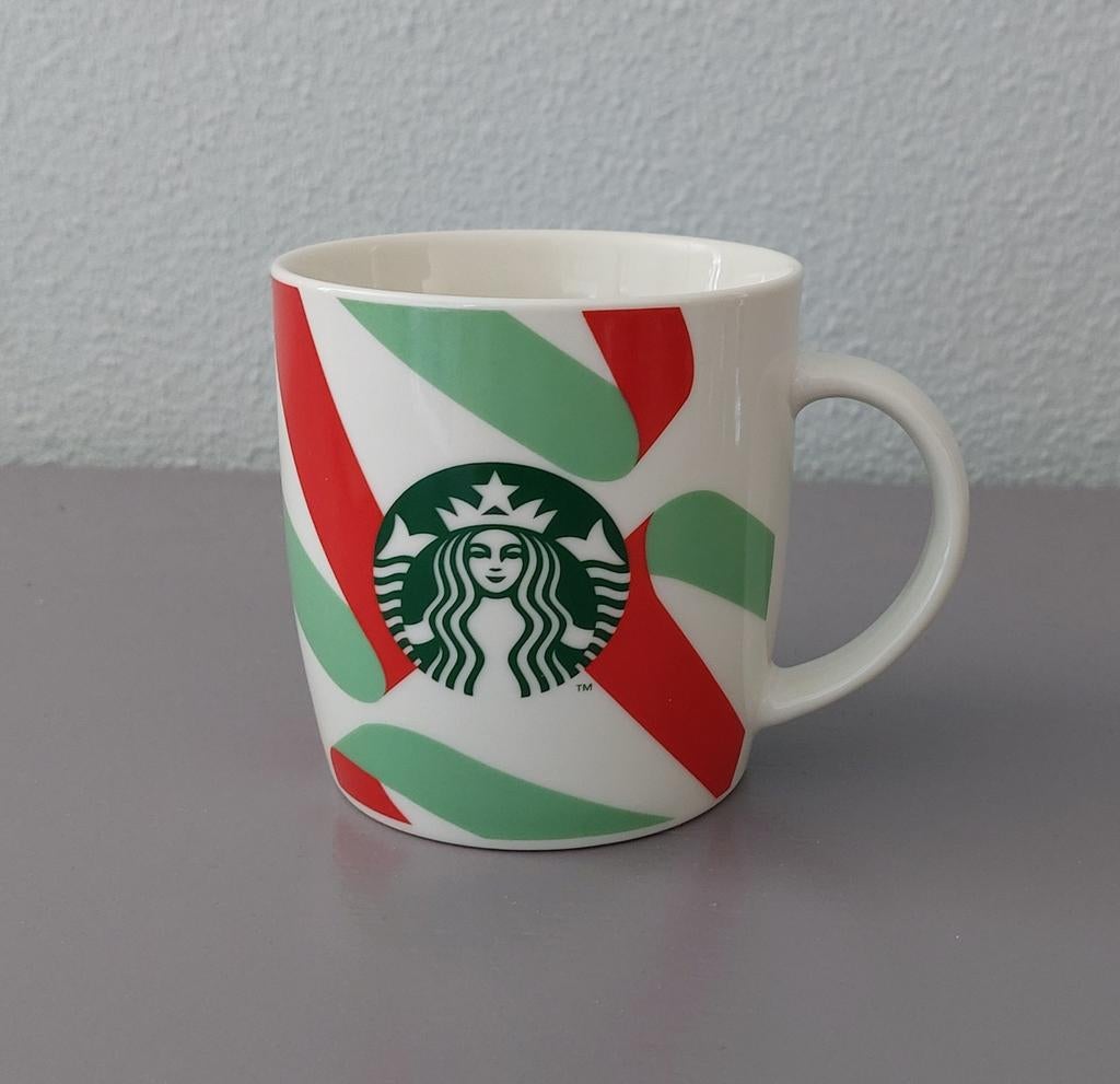 STARBUCKS 2021 Limited Edtion kerst mok ️ ️️☕️🎄, Ophalen of Verzenden, Zo goed als nieuw, Overige stijlen, Kop(pen) en/of Schotel(s)