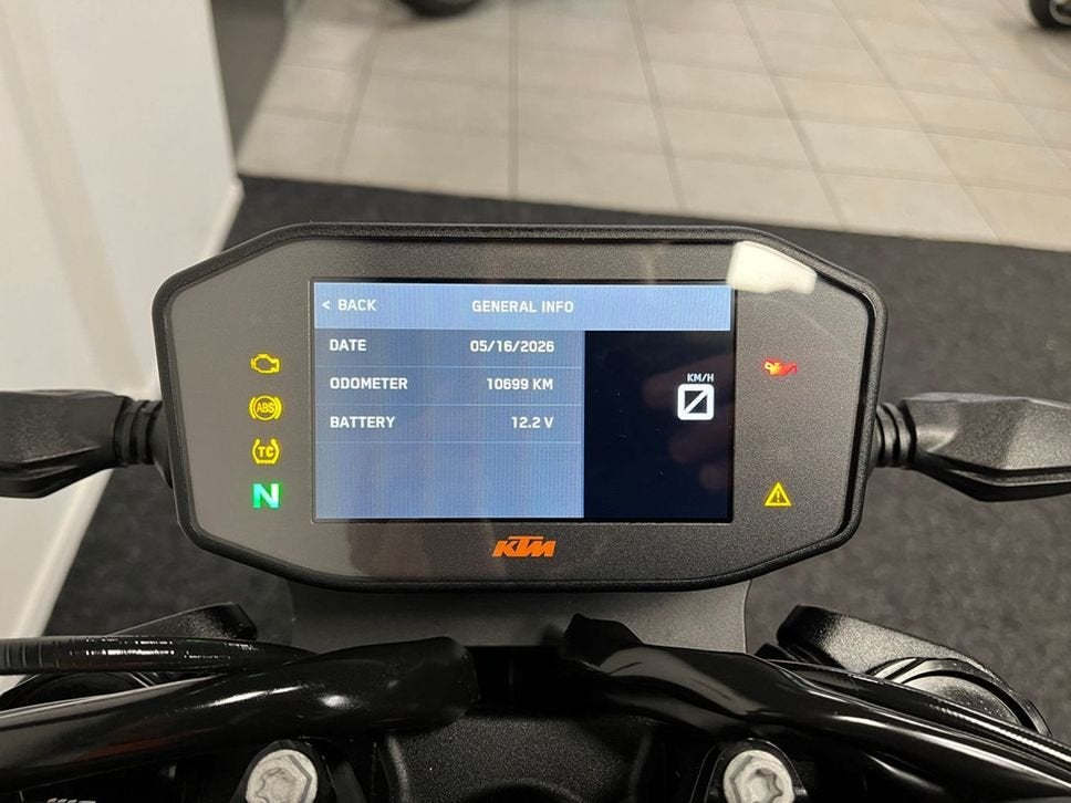 ⭐️⭐️KTM 890 DUKE GP 890DUKE (bj 2022)⭐️⭐️, 2 cilinders, Bedrijf, Onbekend, Meer dan 35 kW