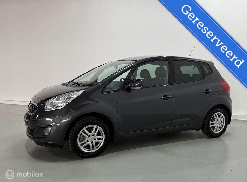 Kia Venga 1.4 CVVT ExecutiveLine | NAVI | ACHTERUITCAMERA, Voorwielaandrijving, Euro 5, Gebruikt, 4 cilinders