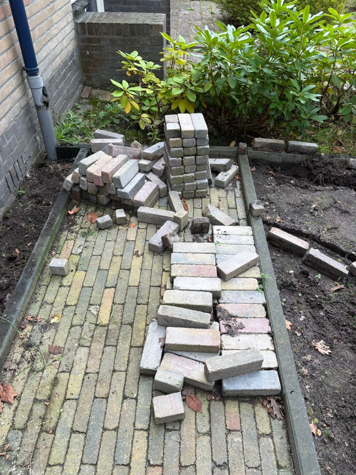 Rest partij bonte waaltjes, Tuin en Terras, Ophalen, Zo goed als nieuw, Beton, Klinkers