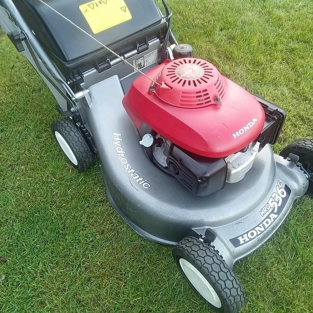HONDA GRASMAAIER ZELFRIJDEND BENZINE MAAIER, Tuin en Terras, Grasmaaiers, Ophalen, Cirkelmaaier, Honda, Gebruikt