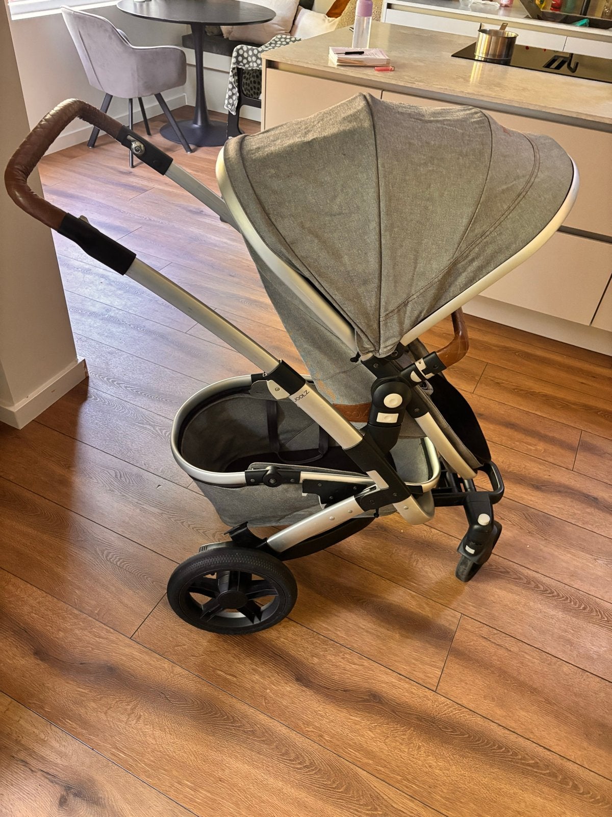 Joolz Geo 2 complete set! Met maxi cosi plus iso fix houder, Kinderen en Baby's, Ophalen of Verzenden, Overige merken, Verstelbare duwstang