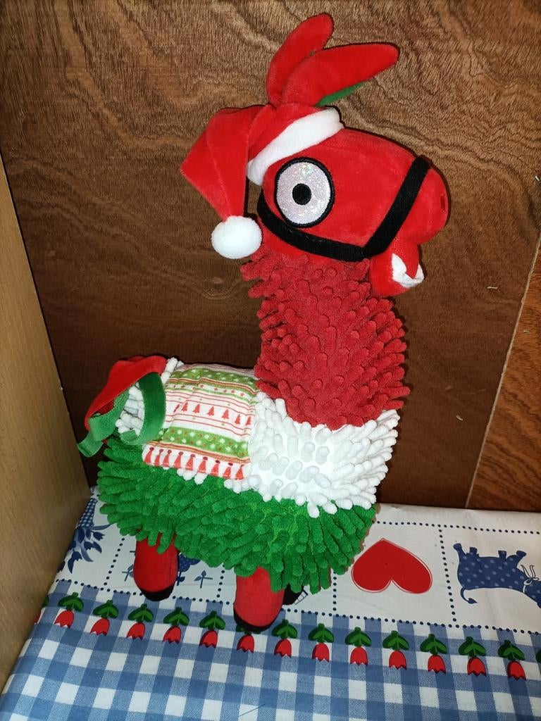Lama Fortnite knuffel kerst uitvoering Paws 33 cm groot, Ophalen of Verzenden, Zo goed als nieuw, Overige typen