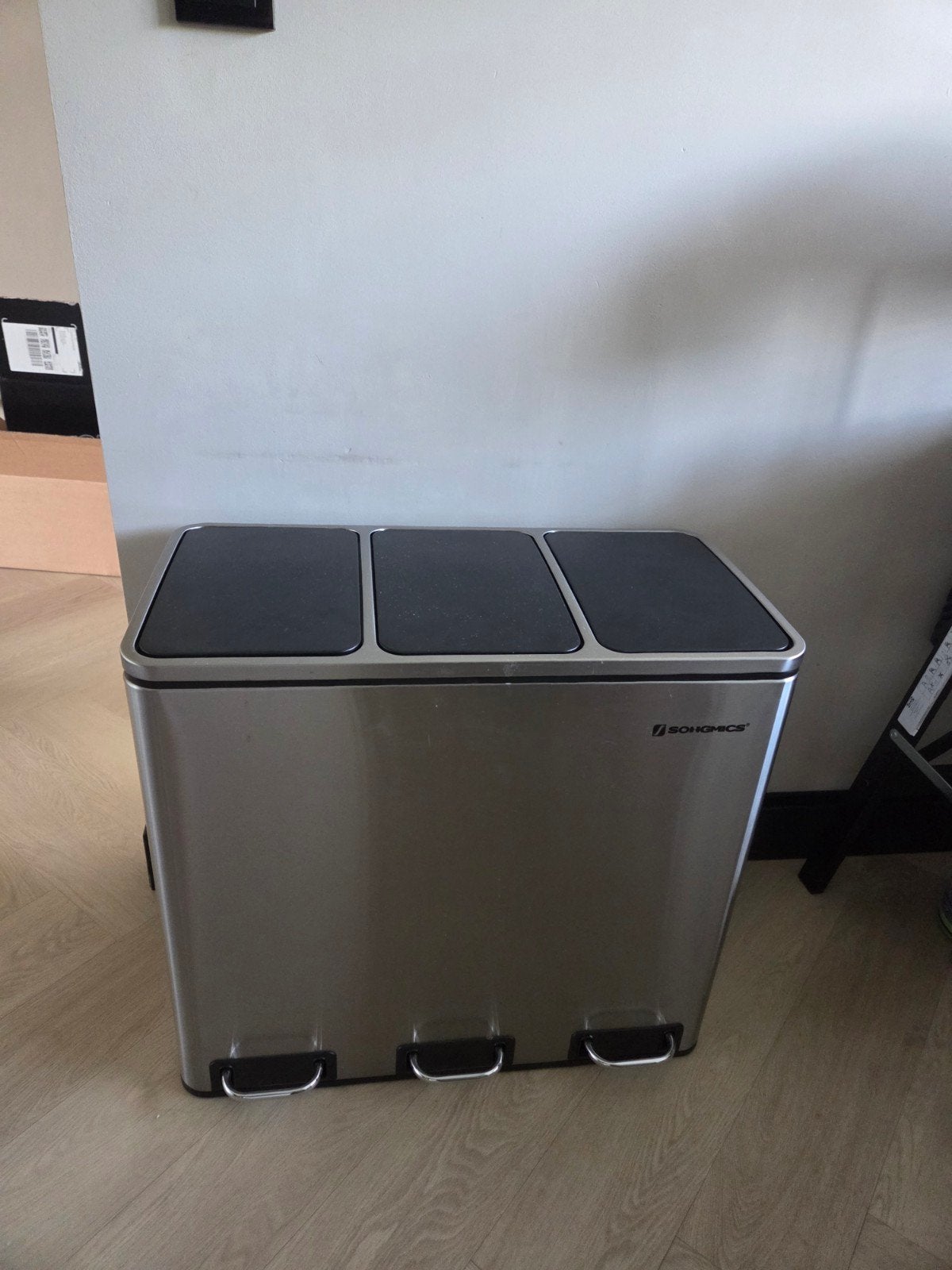 Songmics driedubbele afvalbak - RVS - 3 x 18L, Huis en Inrichting, Woonaccessoires | Prullenbakken, Ophalen, 50 – 75, Met pedaal