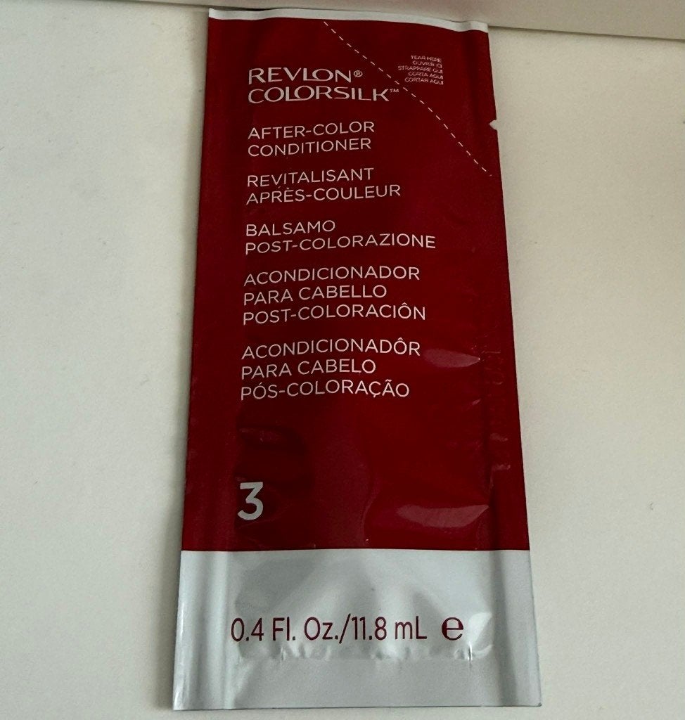 Revlon ColorSilk After-Color Conditioner 11.8ml, Ophalen, Nieuw, Shampoo of Conditioner