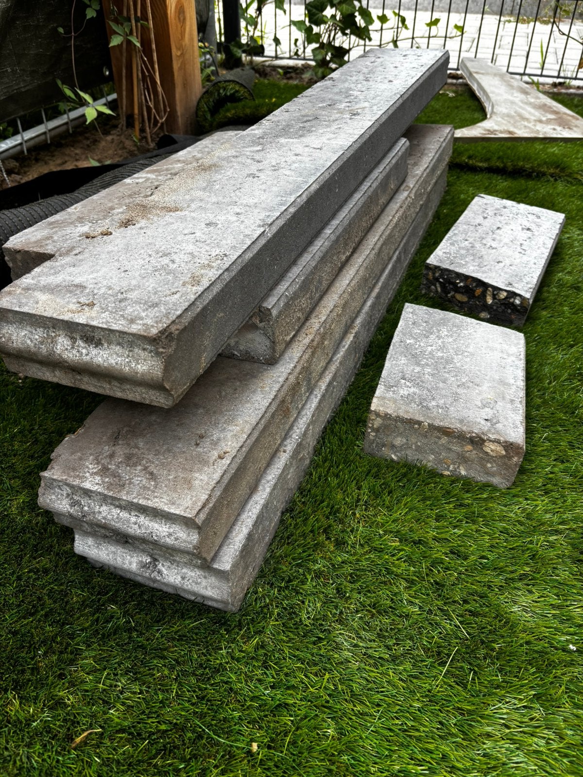 Opsluitbandjes gratis af te halen, Tuin en Terras, Bielzen en Borders, Ophalen, Zo goed als nieuw, 100 tot 200 cm, Minder dan 25 cm