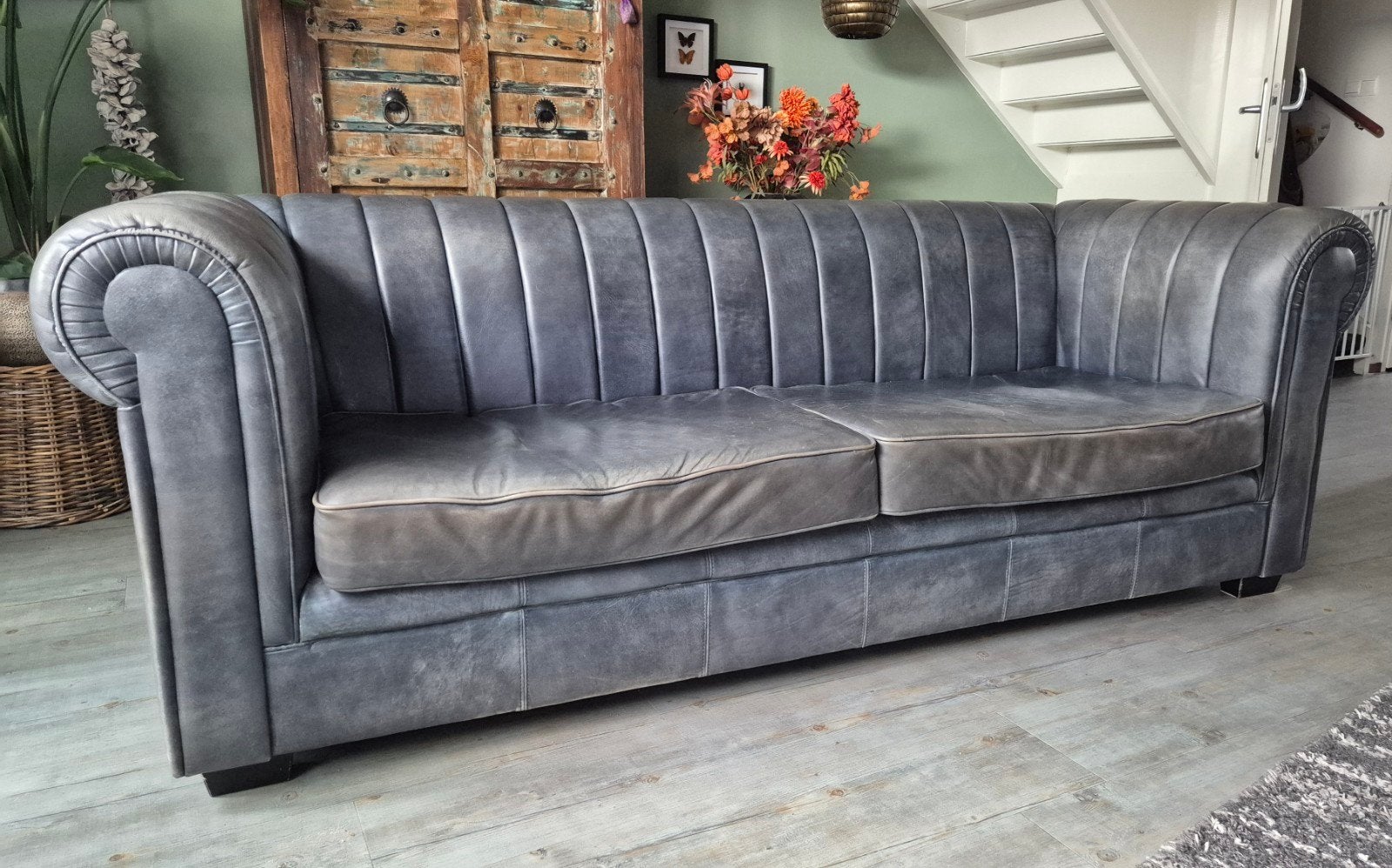 Moderne leren Chesterfield bank 3-zitsbank rundsleder, Ophalen, Gebruikt, Driepersoons, Rechte bank