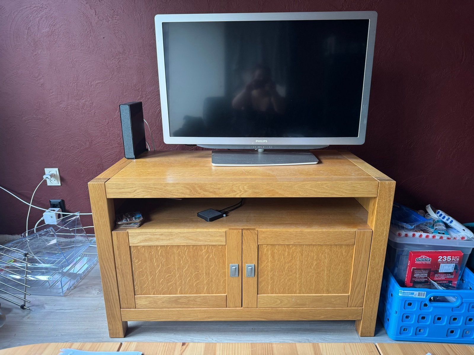 Houten TV-kast met lichte gebruikerssporen, Ophalen, Gebruikt, 100 tot 150 cm, Minder dan 100 cm
