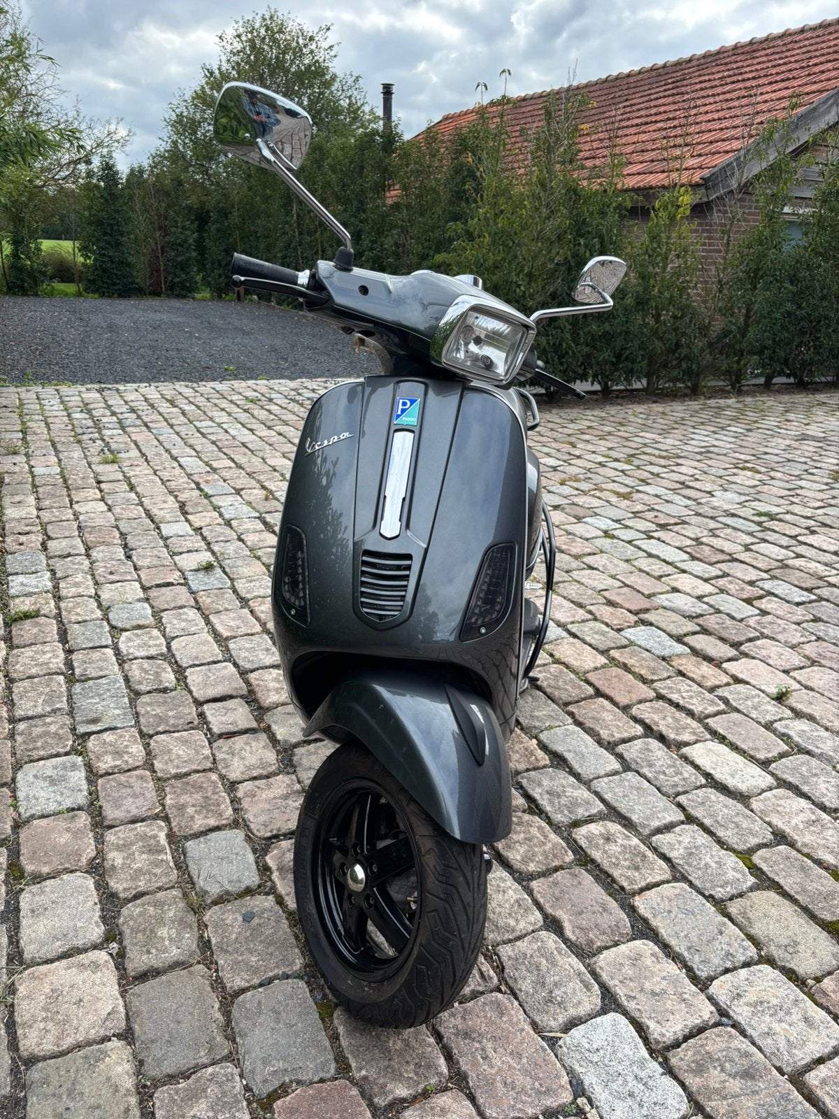 Piaggo vespa c38 bouwjaar 2007 Zo goed als nieuw weinig km, Fietsen en Brommers, Ophalen, Gebruikt, Maximaal 25 km/u