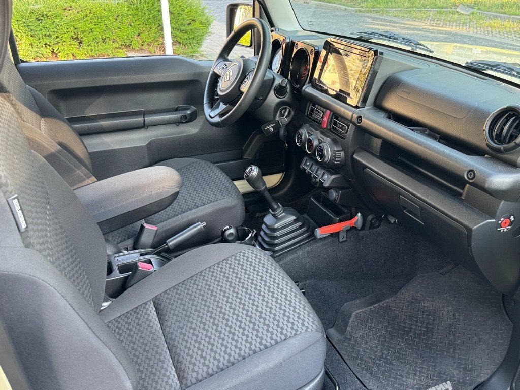 Suzuki JIMNY 1.5 Stijl Allgrip 4x4 Airco/Navigatie/Camera/Da, 15 km/l, Gebruikt, Euro 6, 4 cilinders