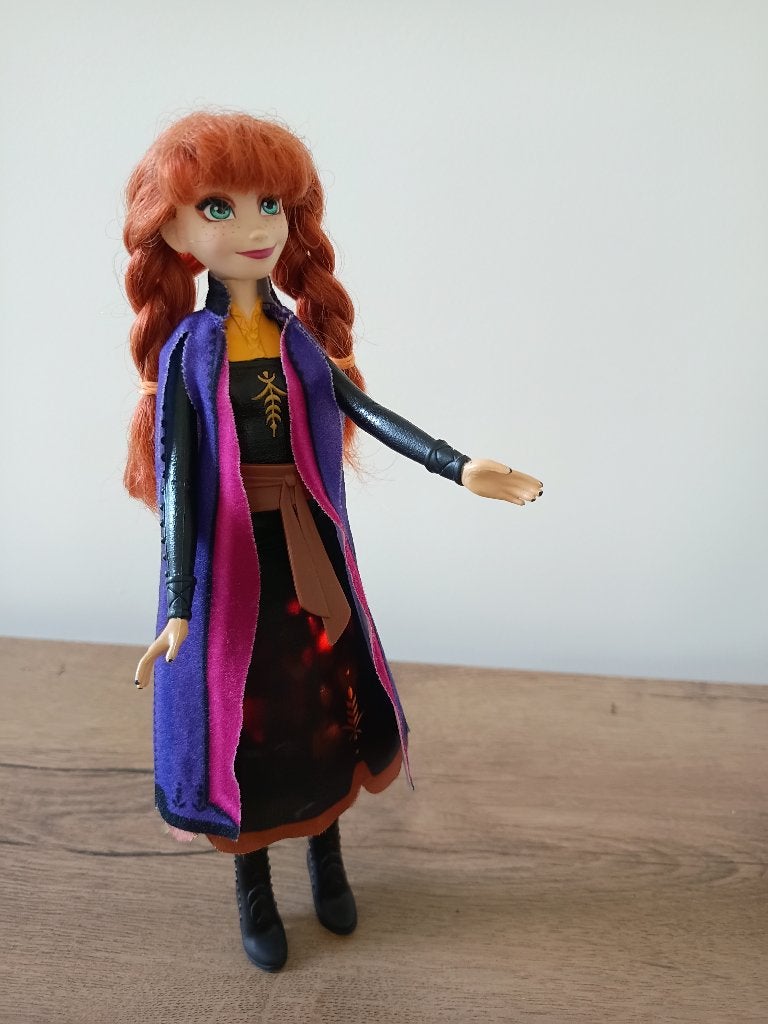Elsa & Anna frozen poppen, Ophalen of Verzenden, Zo goed als nieuw, Barbie
