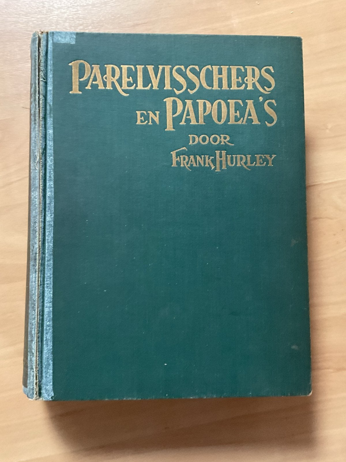 Nieuw- Guinea.  Parelvisschers en Papoea’s (1928), Boeken, Ophalen of Verzenden, Zo goed als nieuw