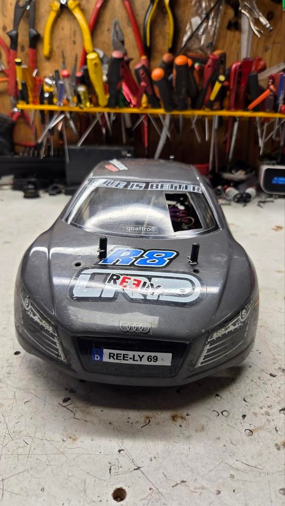 Te koop leuke carson, Gebruikt, Ophalen of Verzenden, Schaal 1:10, Auto onroad